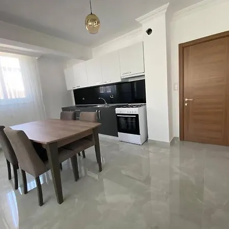 Liman Caddesinde 1+1 *