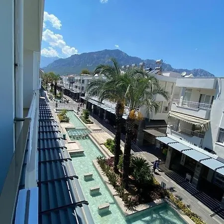 Liman Caddesinde 1+1 Kemer